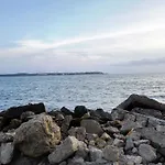Apto Basico Frente Al Mar 1005